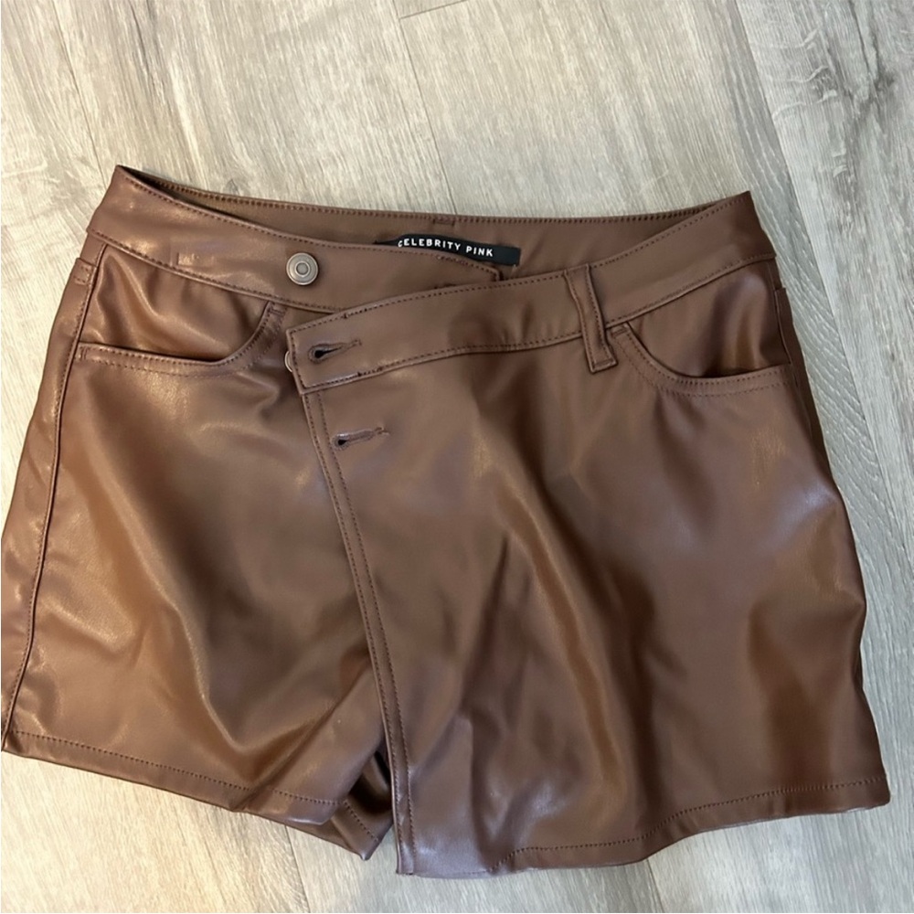 Celebrity Pink Women's Brown Faux Leather Skorts
